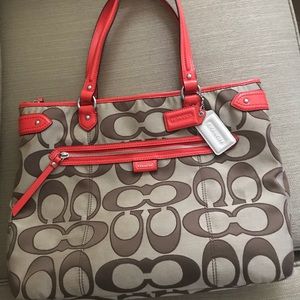 Authentic Coach Shoulder bag- great condition!